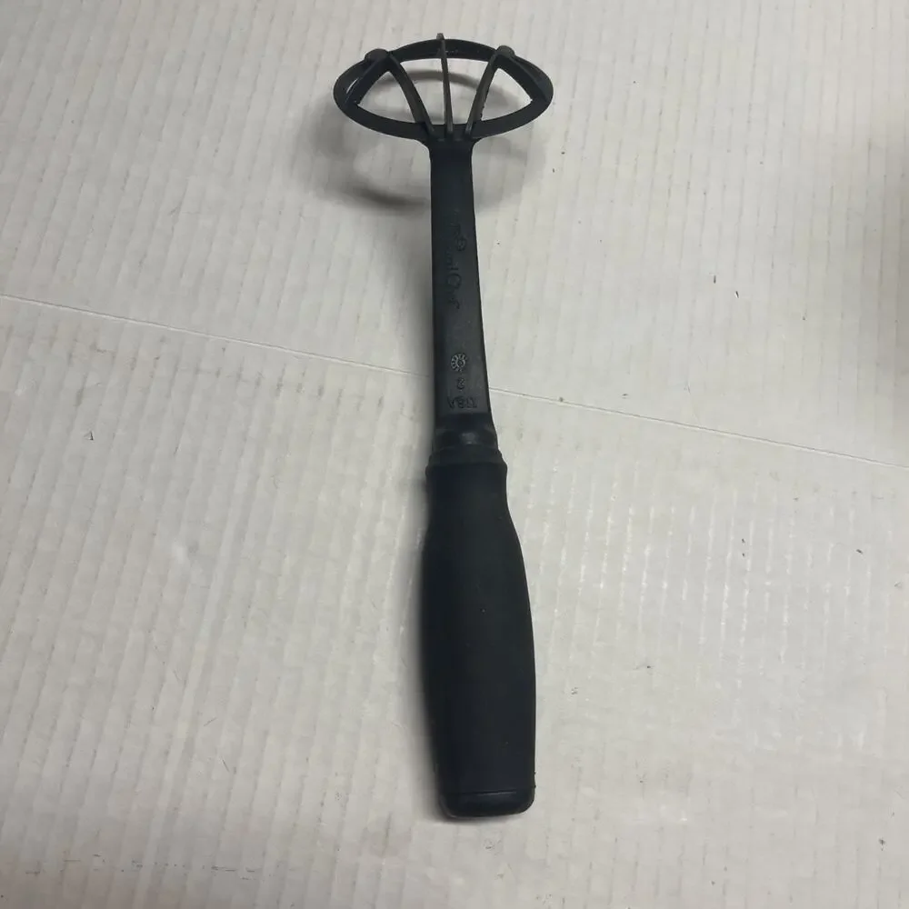 The Pampered Chef Black Nylon Mix N Masher Whisk #2685 Kitchen Gadget